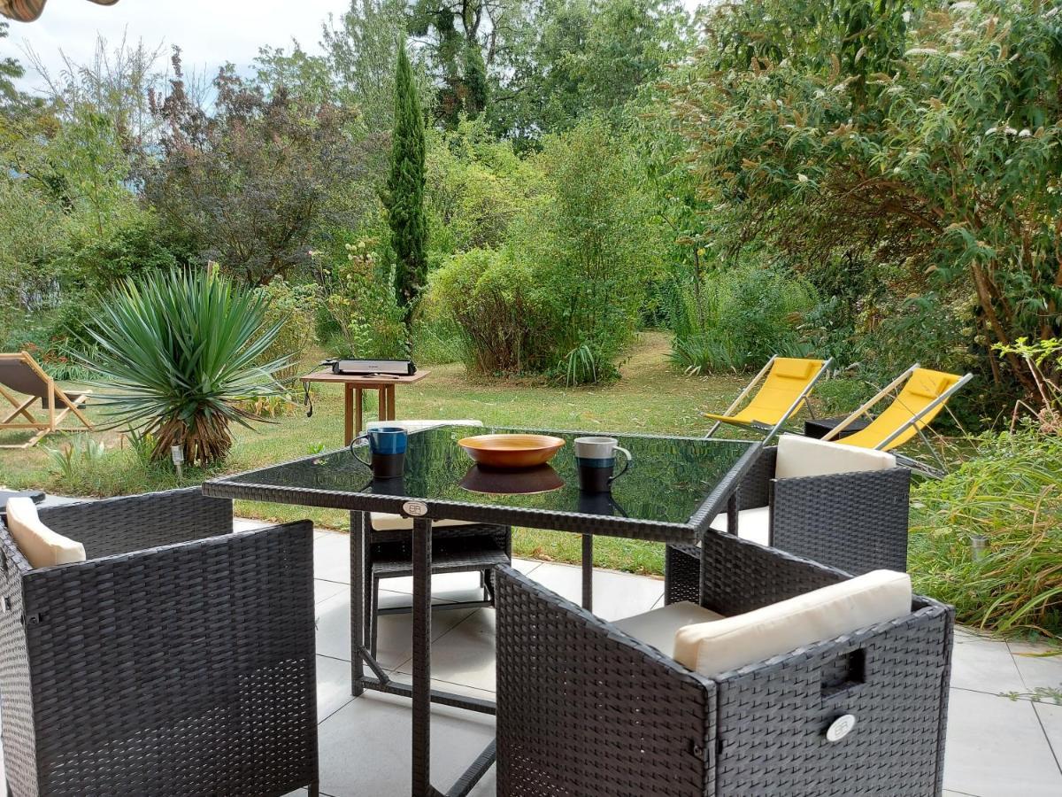 Centre St Jorioz : Et Spacieux Avec Terrasse Et Jardin Privatif * Saint-Jorioz