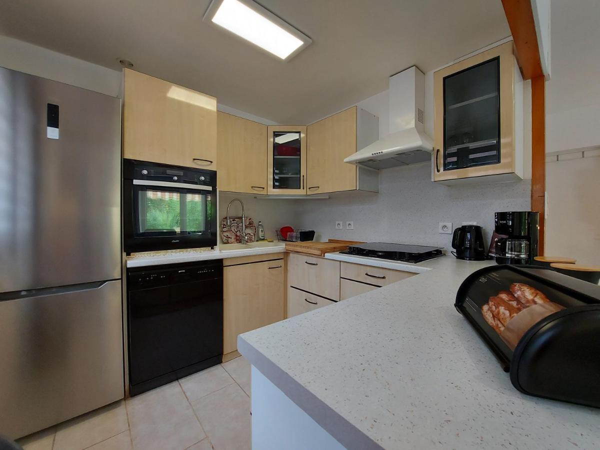 Centre St Jorioz : Et Spacieux Avec Terrasse Et Jardin Privatif Apartment *